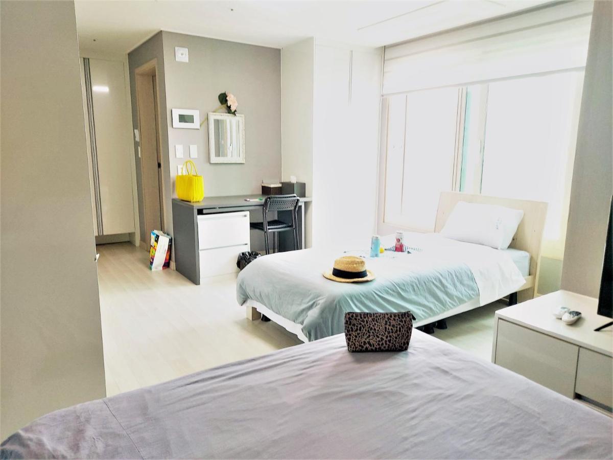 Ara Palace Aparthotel Jeju